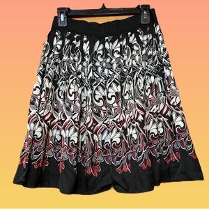 WHBM SKIRT ~ Black, Red, White Floral Print ~ White House Black Market ~ Small 2